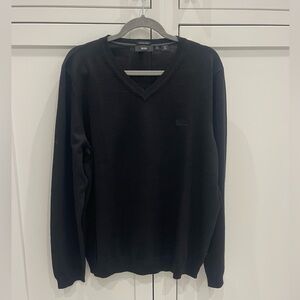 BOSS Hugo Boss Extra Fine Merino Wool V-Neck Sweater Black NEW condition XL
